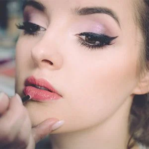 Makeup Girldoingmakeup free img 1